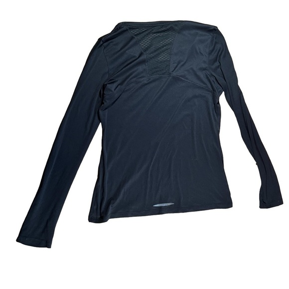 Under Armour Black Fitted Mesh Back Long Sleeve T-Shirt - Picture 2 of 5